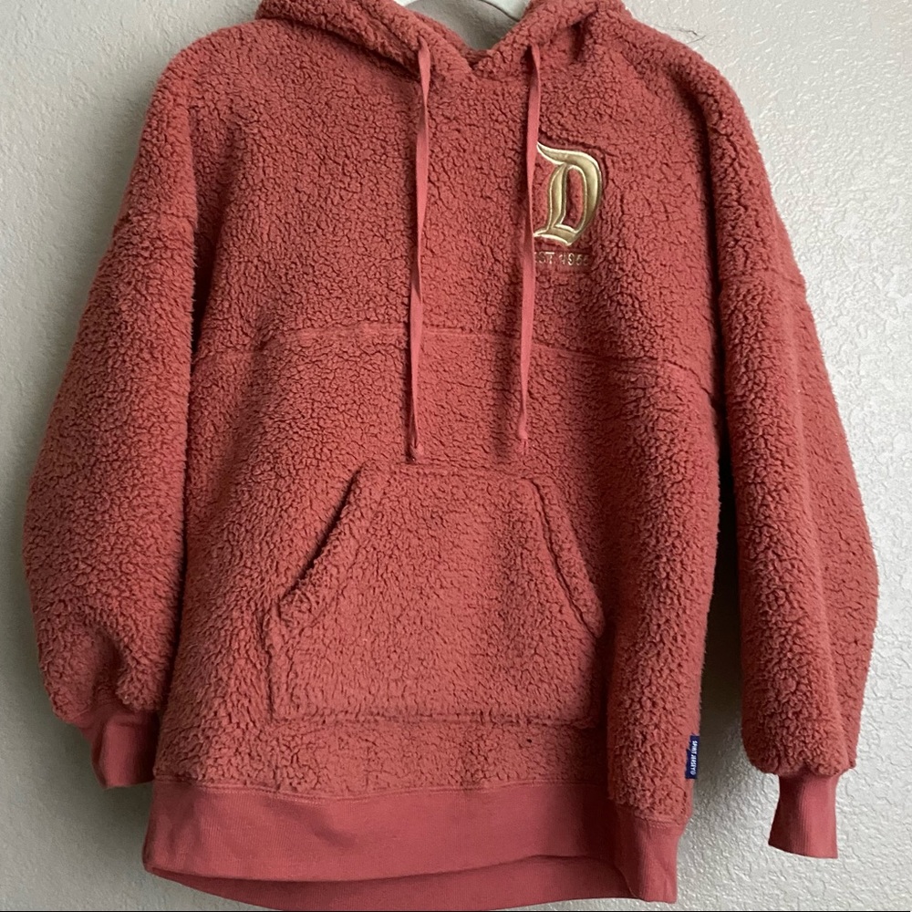 Disney orange sherpa spirit jersey size Small